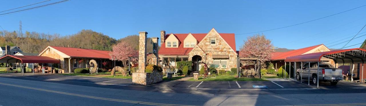 Phillips Historic Motel & Cottages Роббинсвилл Экстерьер фото