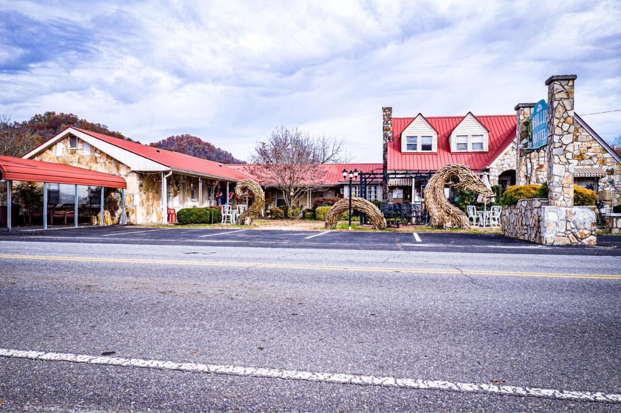 Phillips Historic Motel & Cottages Роббинсвилл Экстерьер фото