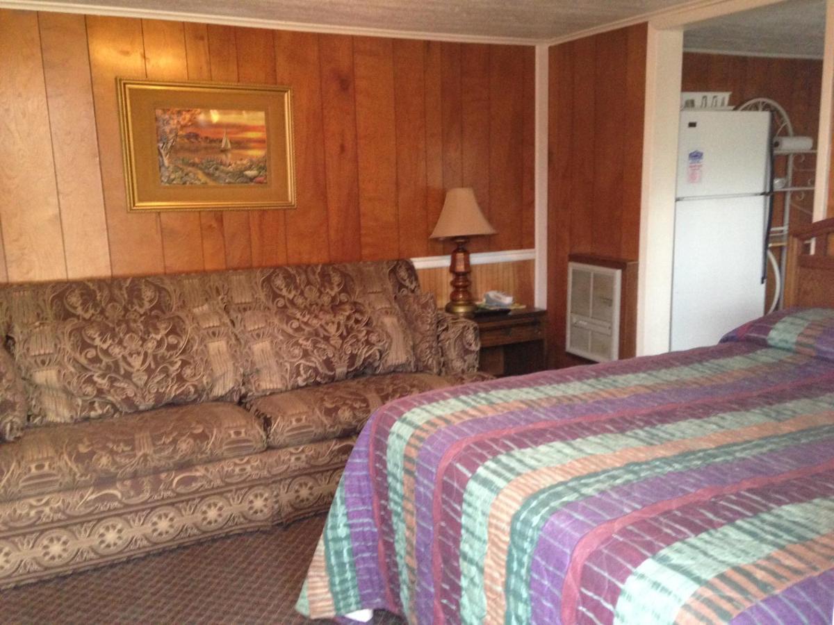 Phillips Historic Motel & Cottages Роббинсвилл Экстерьер фото